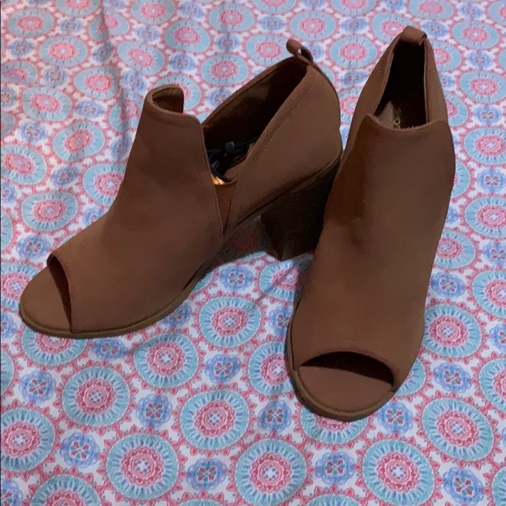 Shoes